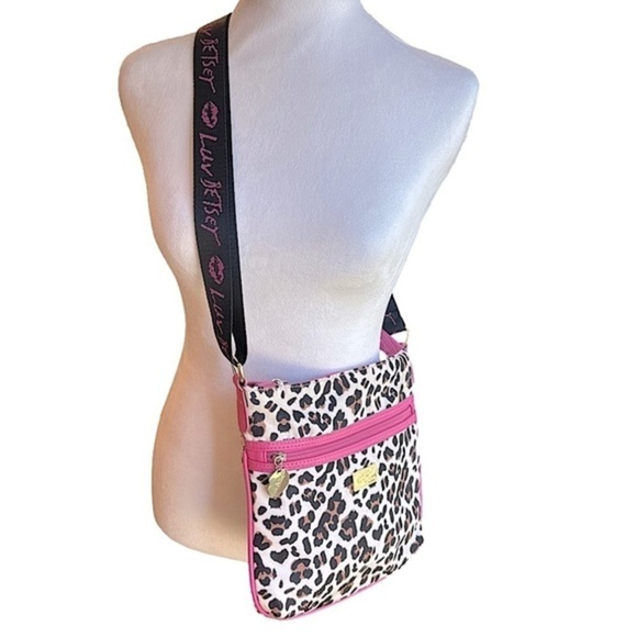Betsey Johnson Leopard Print Pink Crossbody Bag Purse Handbag - Picture 1 of 8